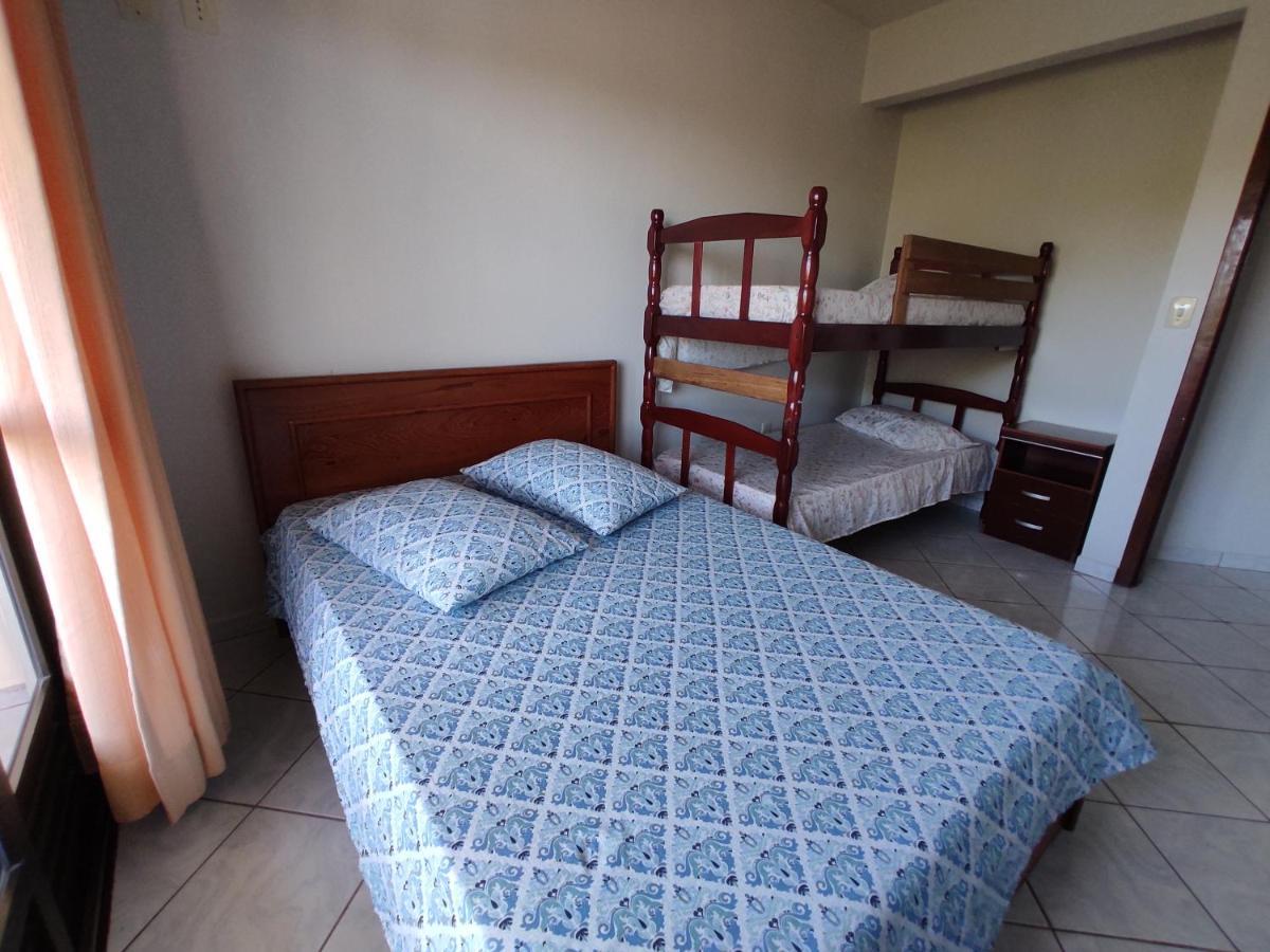 Residencial Medeiros Apartment Guarda do Embau Phòng bức ảnh